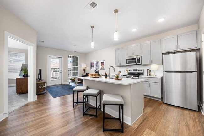 Building Photo - Residences at Topiary Park