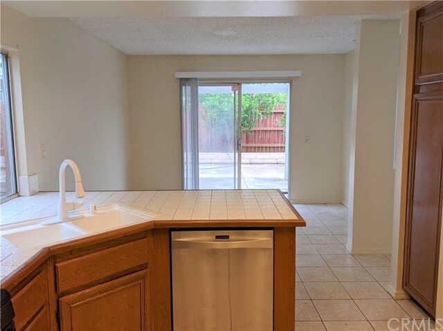 Building Photo - 3710 Live Oak Creek Way