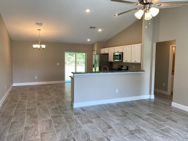 Foto del edificio - Desirable SW Ocala Neighborhood 3/2/2 **Wo...