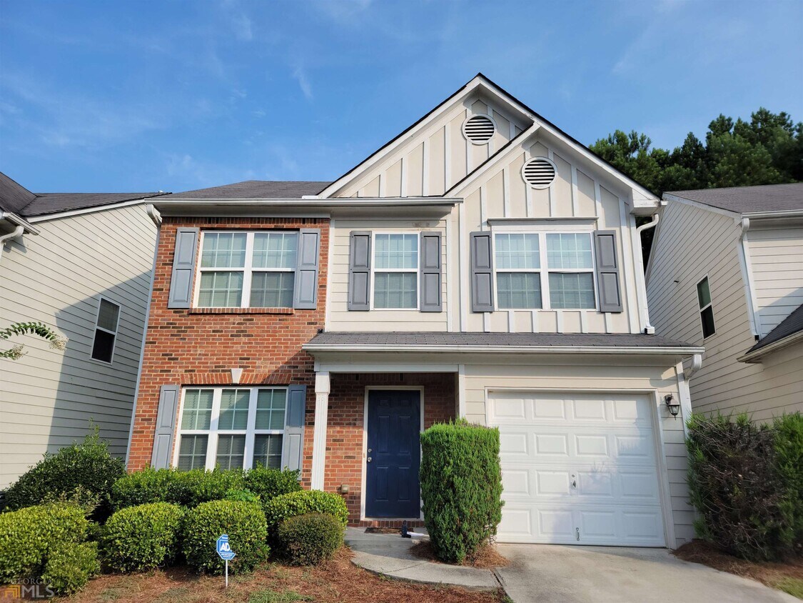 Foto principal - 9429 Lakeview Rd