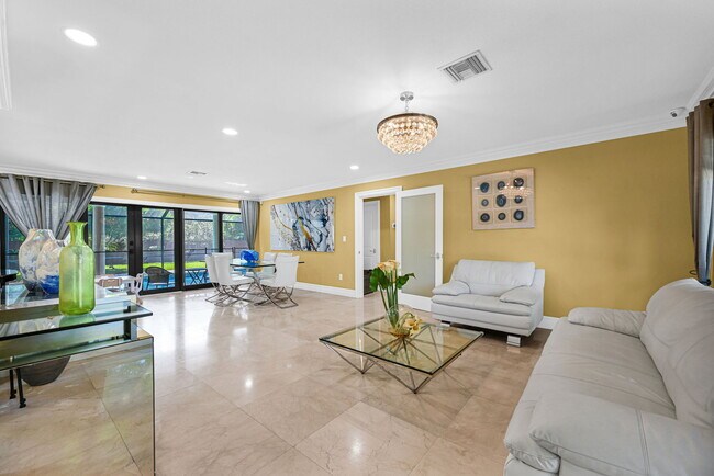 Photo - 836 Orchid Dr House