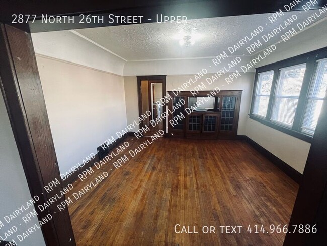 Foto del edificio - Huge 3BR upper unit in Park West neighborhood