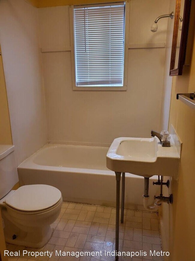 Foto del edificio - 1 br, 1 bath House - 1719 N Somerset Ave