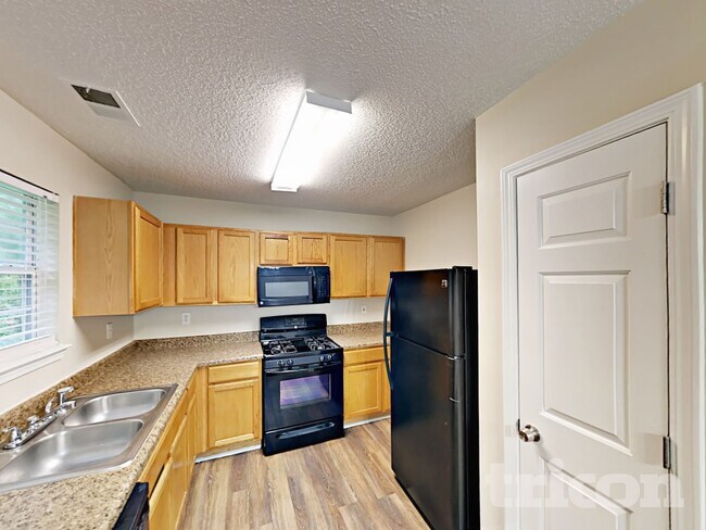 Foto del edificio - 831 Asbury Trail