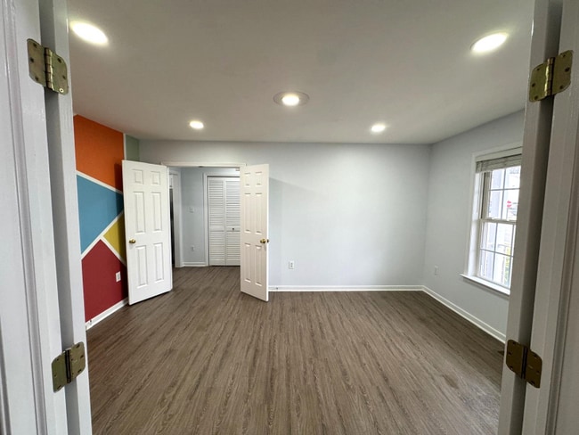 Building Photo - 5412 Cranston Ct