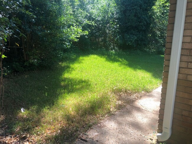 Photo - 3024-3026 Amity Garden Duplex Apartment