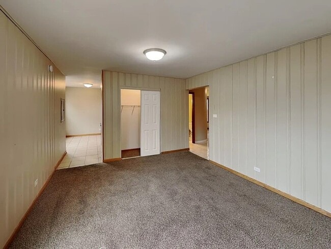 Building Photo - 8613 S Kean Ave