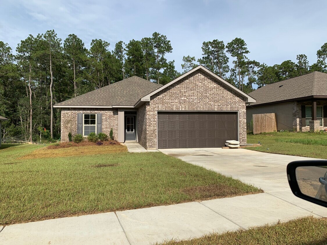 11589 Caroline Ct, Gulfport, MS 39503 House Rental in Gulfport, MS