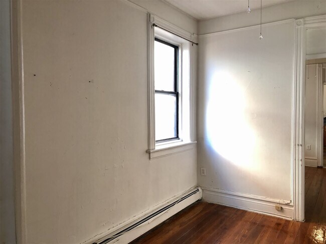 Foto del edificio - 319 8th St