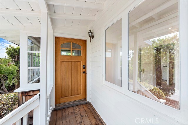 Building Photo - 484 Monterey Dr