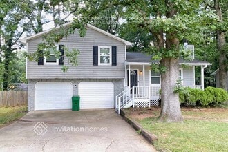 Building Photo - 5370 Zachary Dr