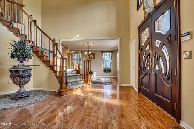 Building Photo - 11 Molly Pitcher Rd