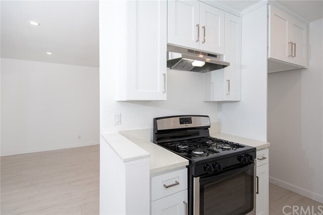 Building Photo - 12635 Vanowen St
