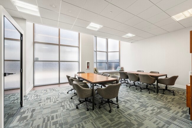 Create, collaborate, and connect in thoughtfully designed coworking areas - Newport Rentals