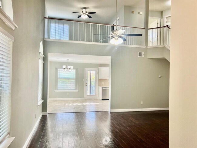 Foto del edificio - 10516 Dunham Forest Rd