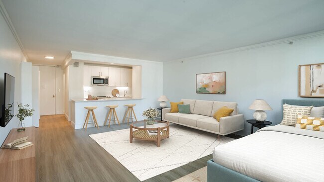 Sala de estar con suelo de superficie dura - The Towers at Longfellow