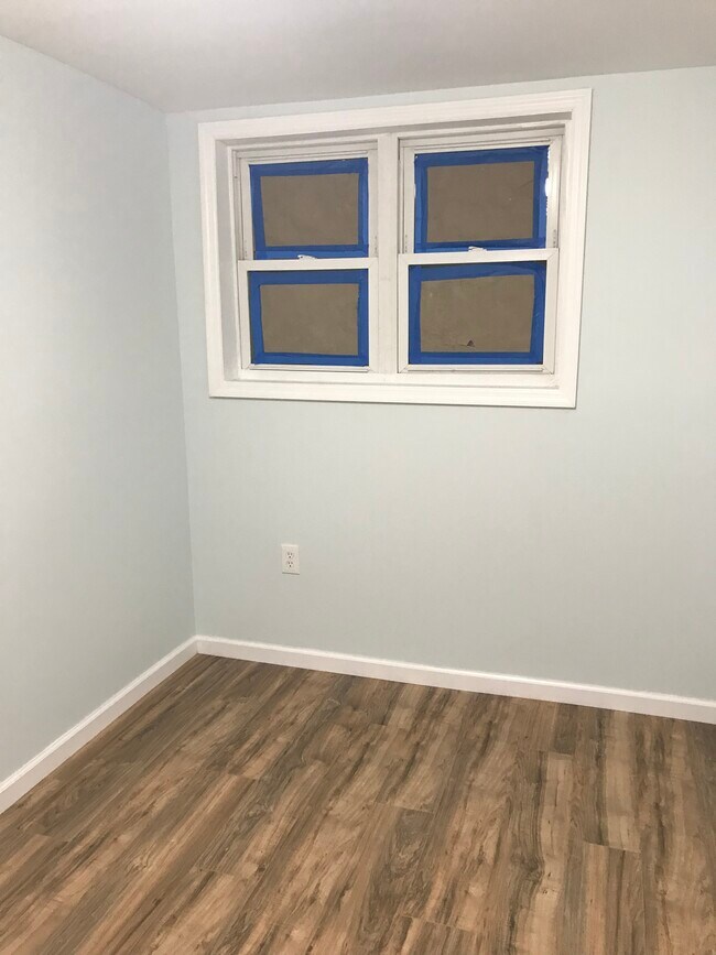 Foto del edificio - 738 Lenox Rd