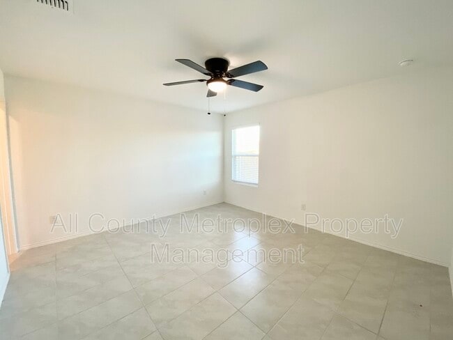 Building Photo - 3608 Sweetbay St