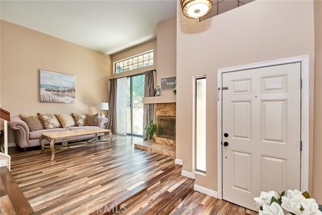 Primary Photo - 22 Stony Point Pl