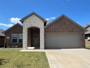 Building Photo - 7604 Grant Ln