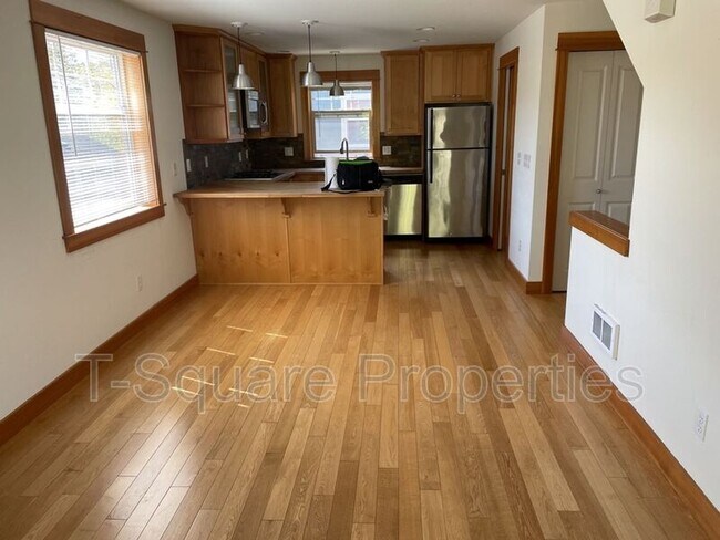 Foto del edificio - 3629 36th Ave S