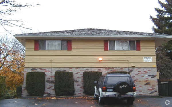 Foto del edificio - 1210-1218 NE 24th Ave