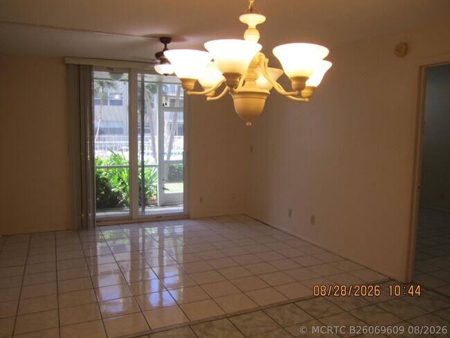 Building Photo - 2929 S Ocean Blvd
