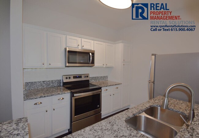 Foto del edificio - Stunning 3rd floor beautiful & modern condo just $1495/mo! Washer/dryer included!