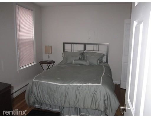 Building Photo - 2 br, 1 bath  - 63R Charter St
