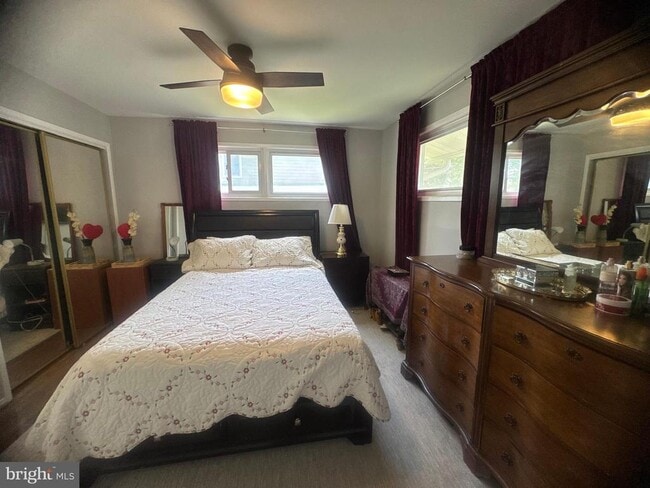 Foto del edificio - 6315 Willowood Ln