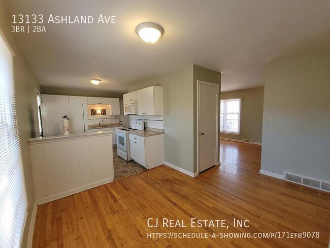 Foto del edificio - 13133 Ashland Ave