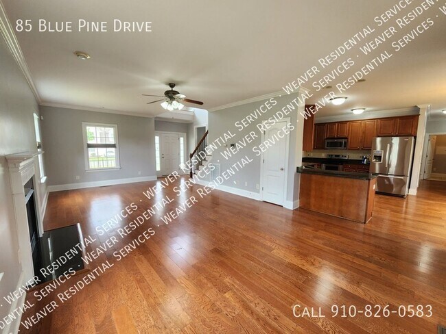 Foto del edificio - BEAUTIFUL TWO STORY HOME IN ANDERSON CREEK