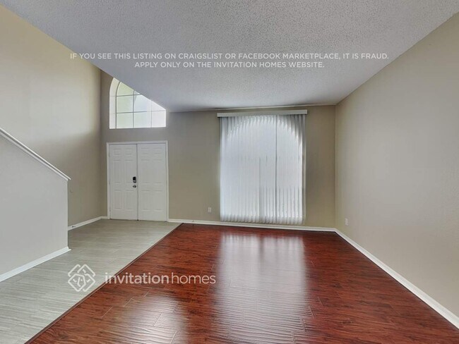 Building Photo - 1041 Grand Canyon Dr