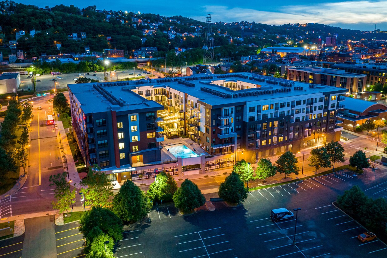 Connection at South Side Apartments 2984 Sidney St Pittsburgh, PA