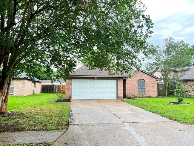 Building Photo - 21414 Park Run Dr