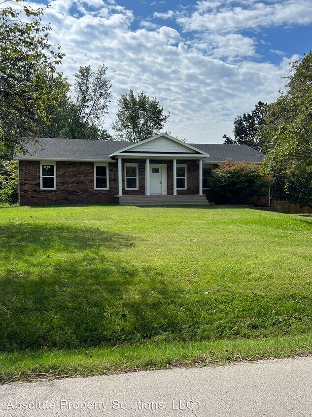 Primary Photo - 4 br, 3 bath House - 4404 W Weaver Rd