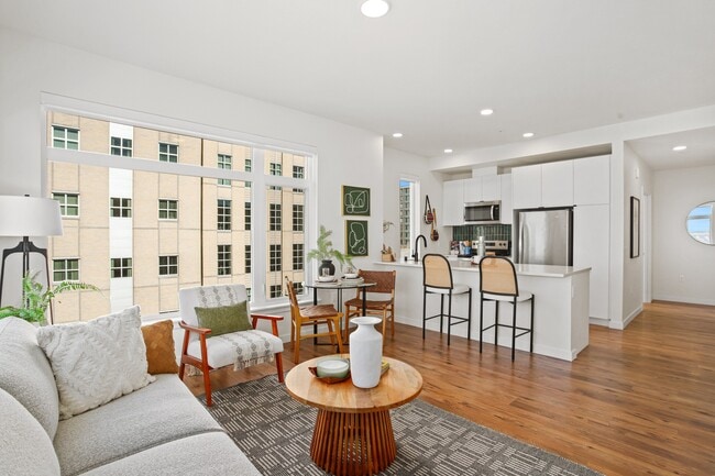 Building Photo - Cascara