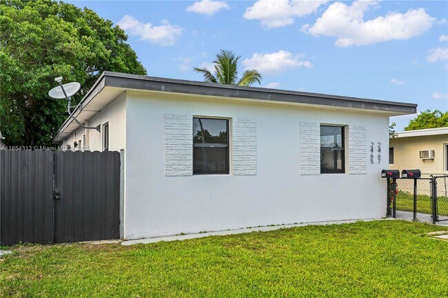 Foto del edificio - 2465 NW 35th St