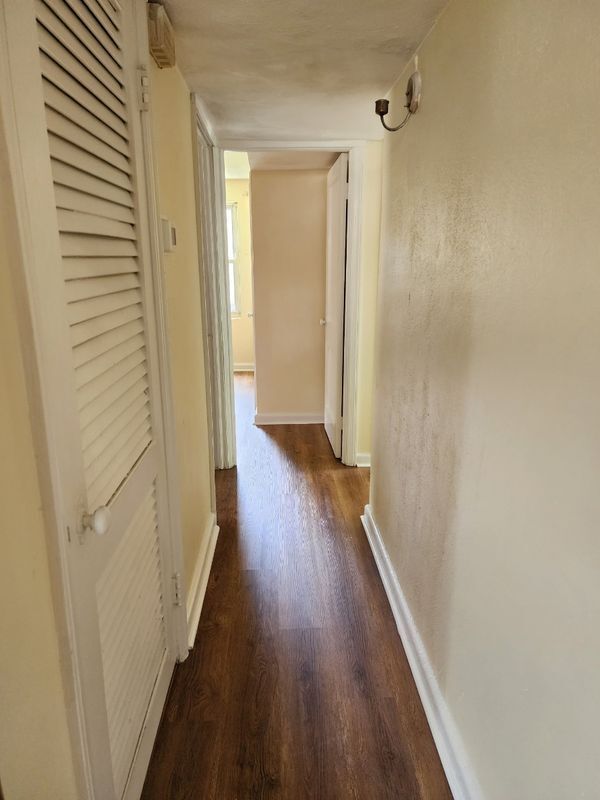 Foto del edificio - 3556 Riverside Dr
