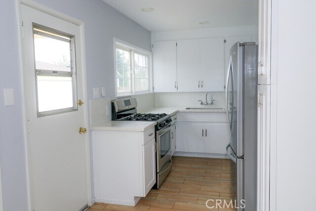 Foto del edificio - 8700 Katherine Ave