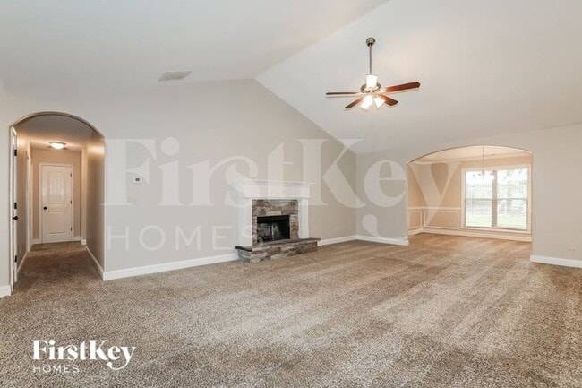 Building Photo - 1043 Blakewood Ct