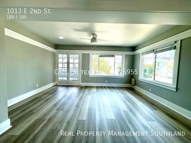Building Photo - Beautifully Renovated 1 Bed / 1 Bath Apart...