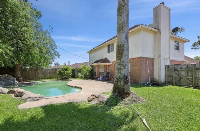 Foto del edificio - 9540 Northmeadow Dr