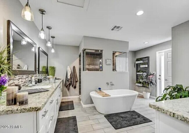 Foto del edificio - 8149 W Daley Ln