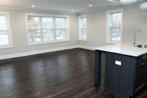 Foto del edificio - 2305 W Waveland Ave