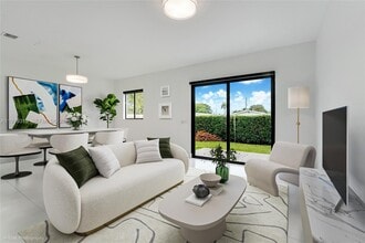 Building Photo - 3282 SW 44th St