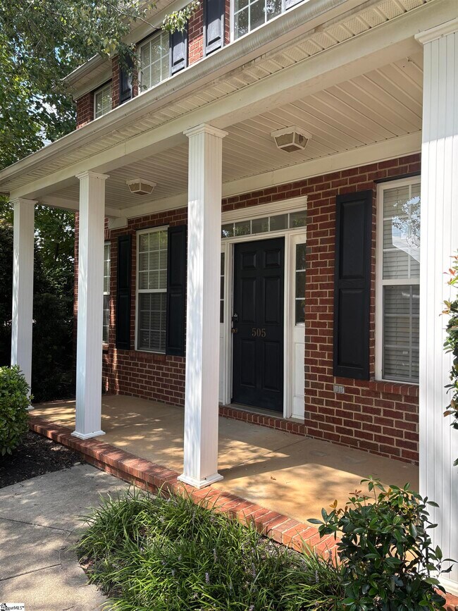 Foto del edificio - 505 Grimes Dr