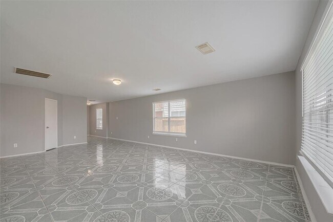 Foto del edificio - 9926 Myrtle Field Ln