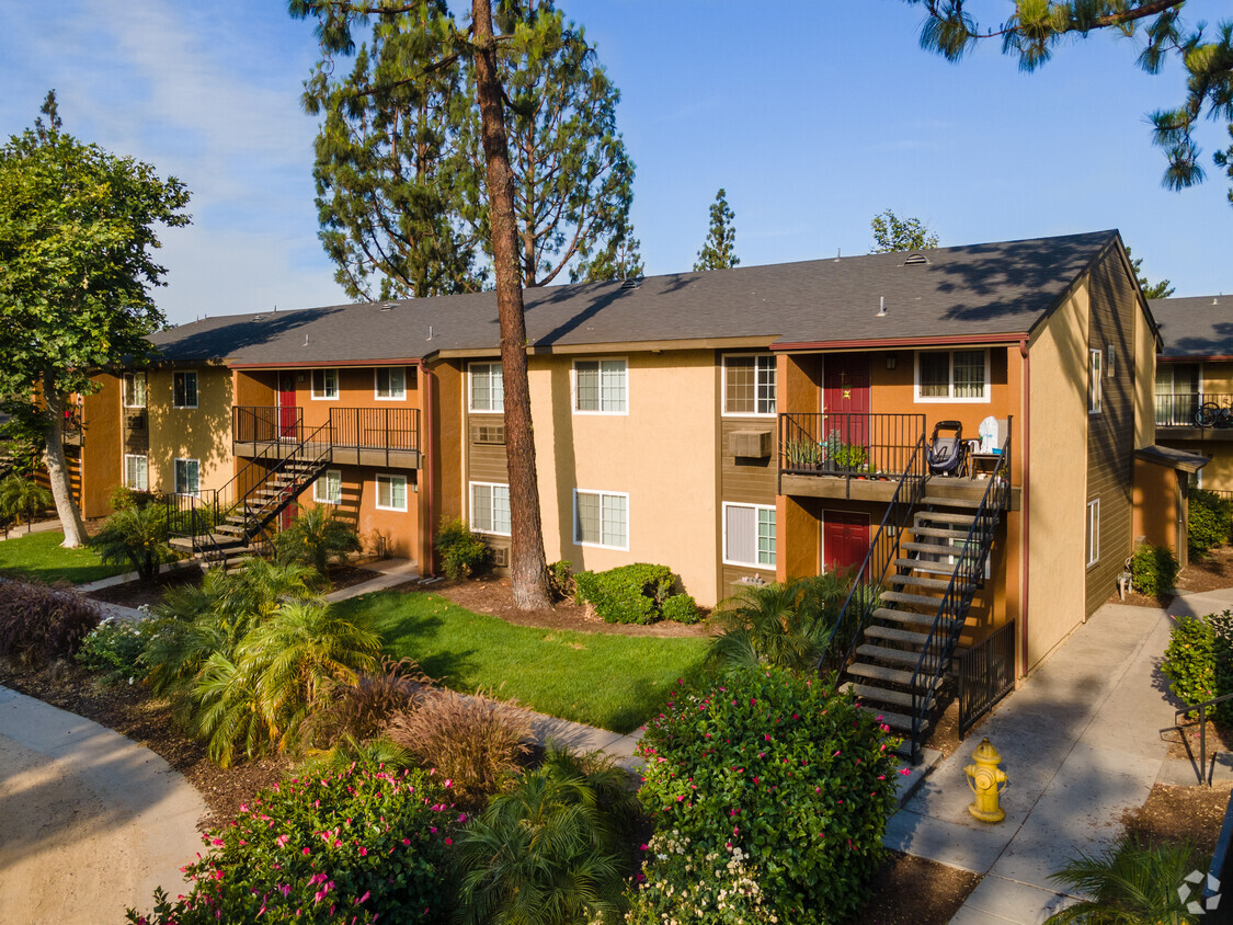 Bella Park Apartments - Apartments in Rialto, CA | Westside Rentals