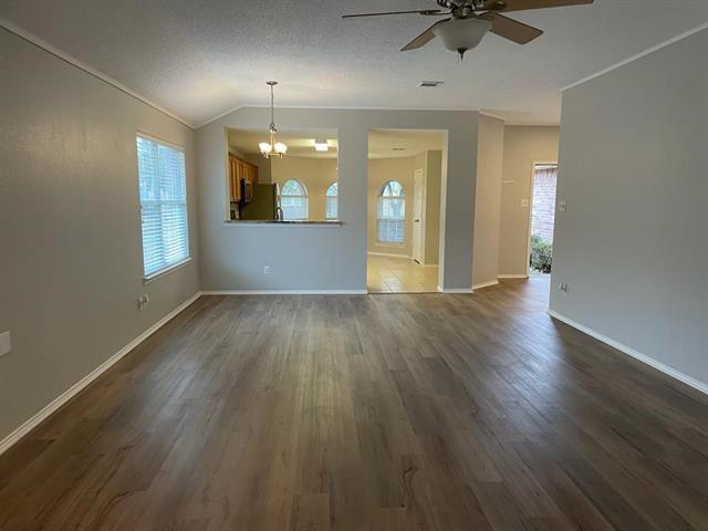 Foto del edificio - 9833 Fillmore Dr